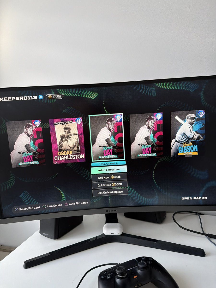 ryanmandryk's tweet photo. Thanks for pack luck lately on these 100k Stubbs @MLBTheShow https://t.co/UXg9EFyDNl