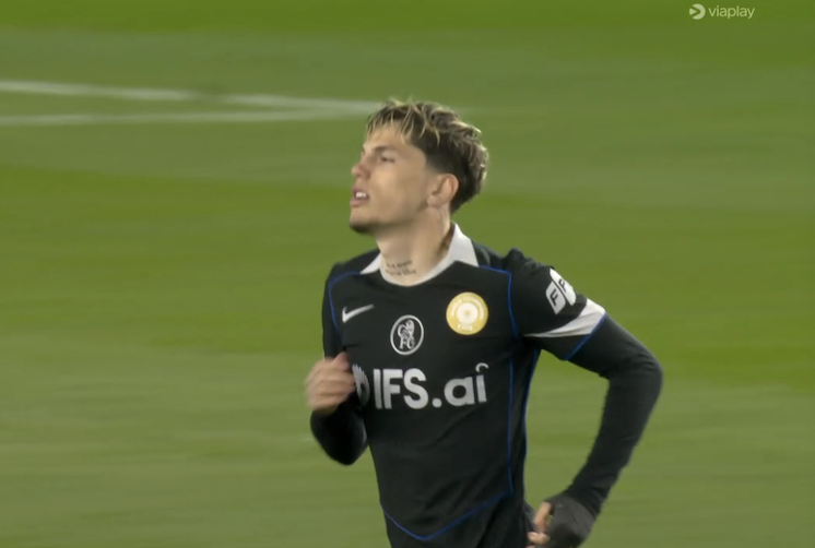The Touchline | 𝐓 tweet media