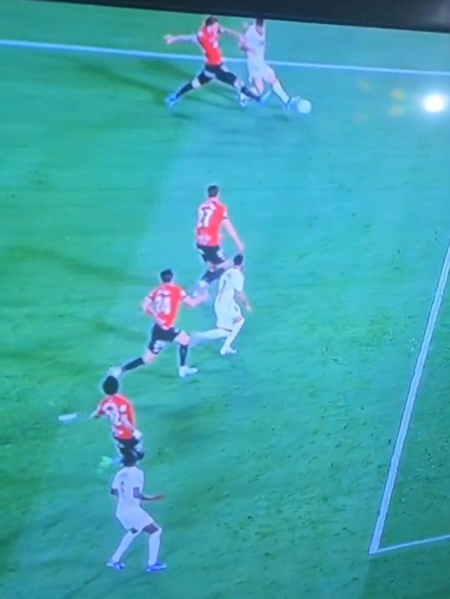 Dimoni Llonguet tweet media