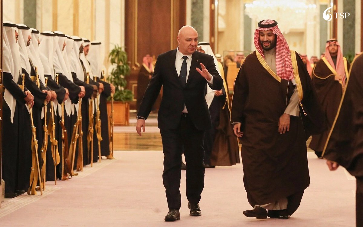 ولي العهد السعودي يؤكد دعم المملكة للبنان في اتصال مع الرئيس عون