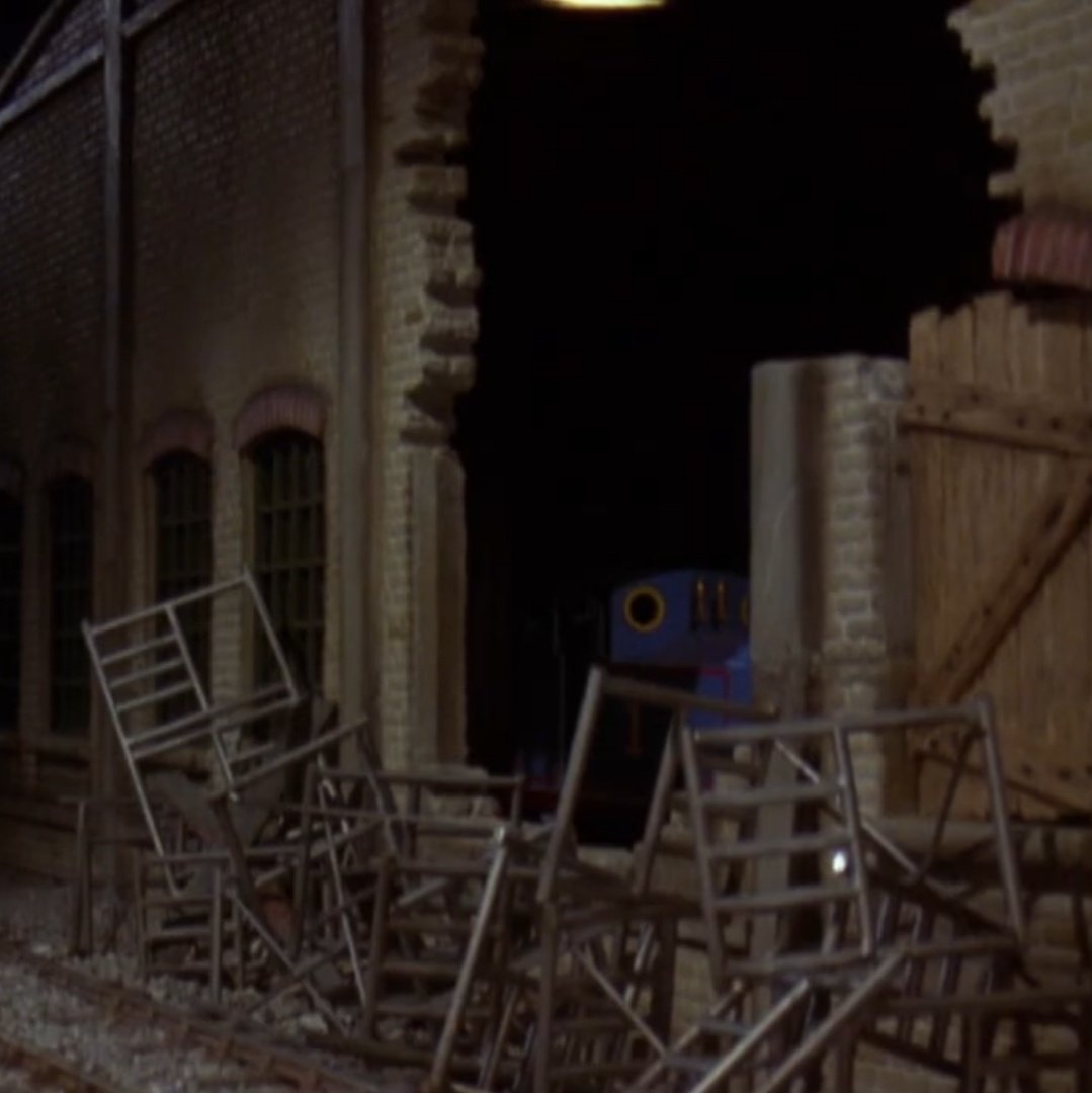 Lightninging the Train Person tweet media