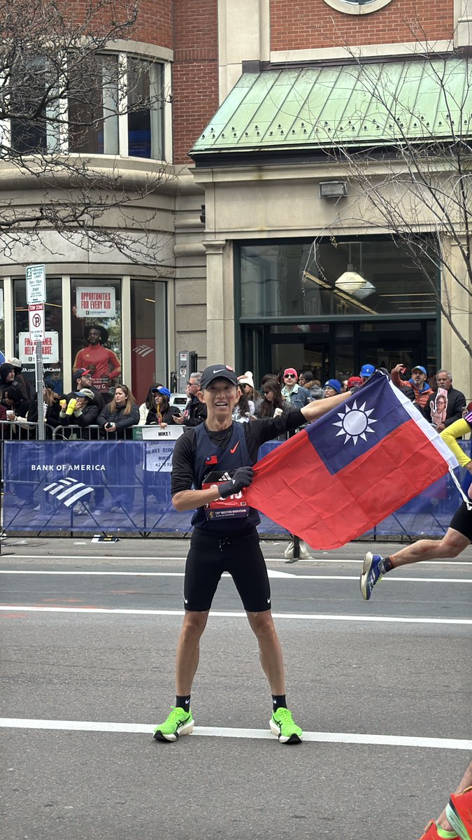 TecoBoston's tweet image. 🎉🎉 Congratulations to all the runners and their families on completing the challenge—what an amazing accomplishment! A huge thank you to everyone for showing your support for Taiwan 🇹🇼. 

#TECOBOSTON #bostonstrong #BostonMarathon2026 #oneBOSTON #Boston130