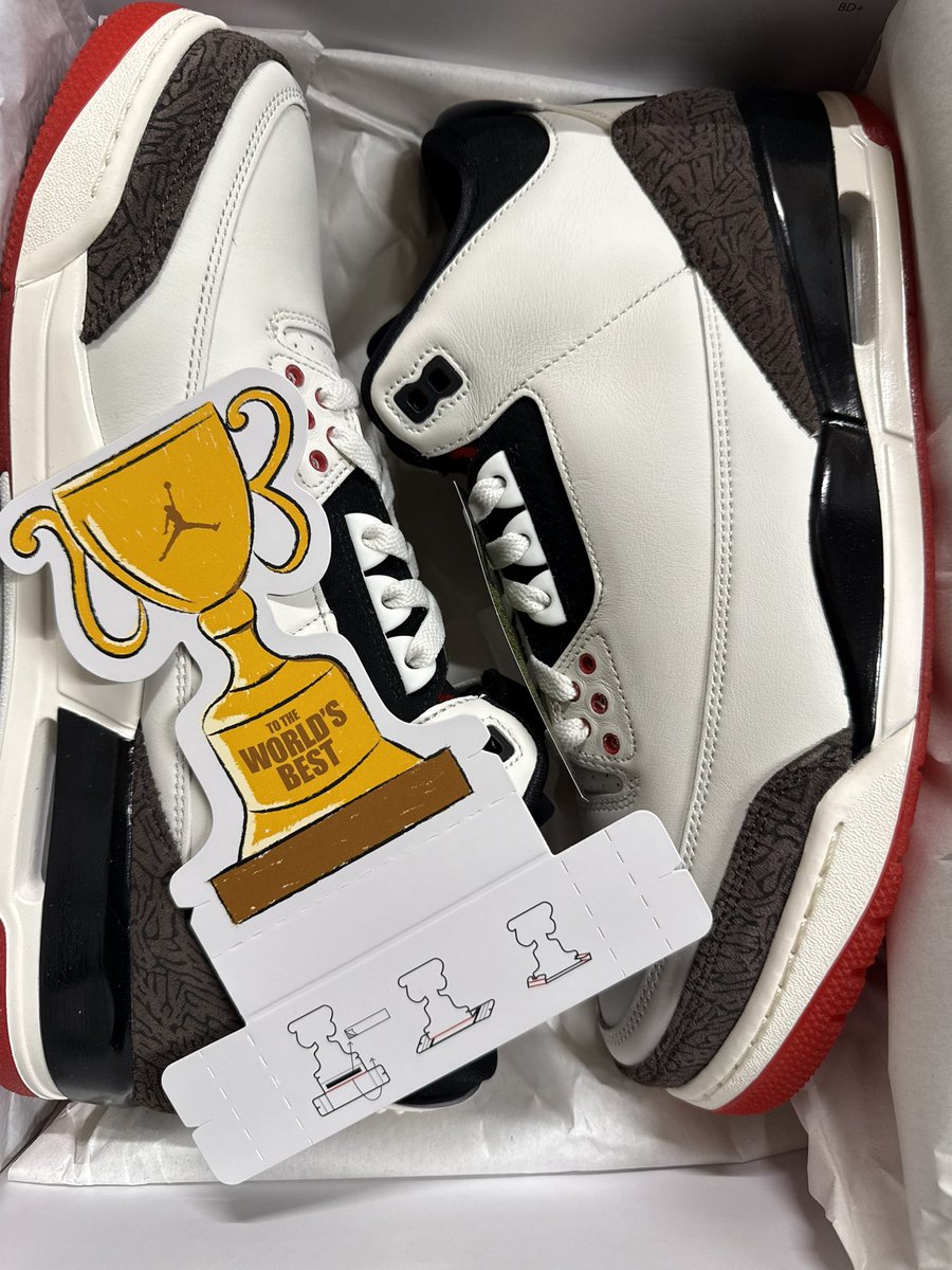 19_ave08025's tweet photo. @KicksFinder 😮‍💨 https://t.co/ZAi8SNOMot