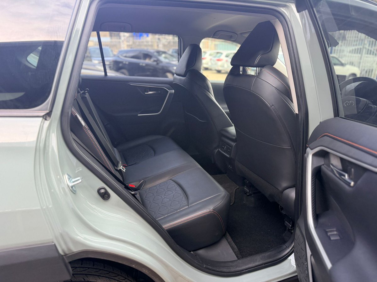 Sigra Motors tweet media