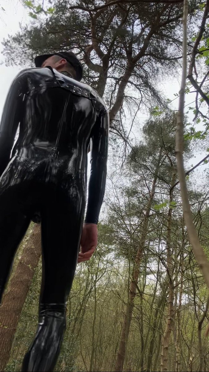 Rubber_runner tweet media