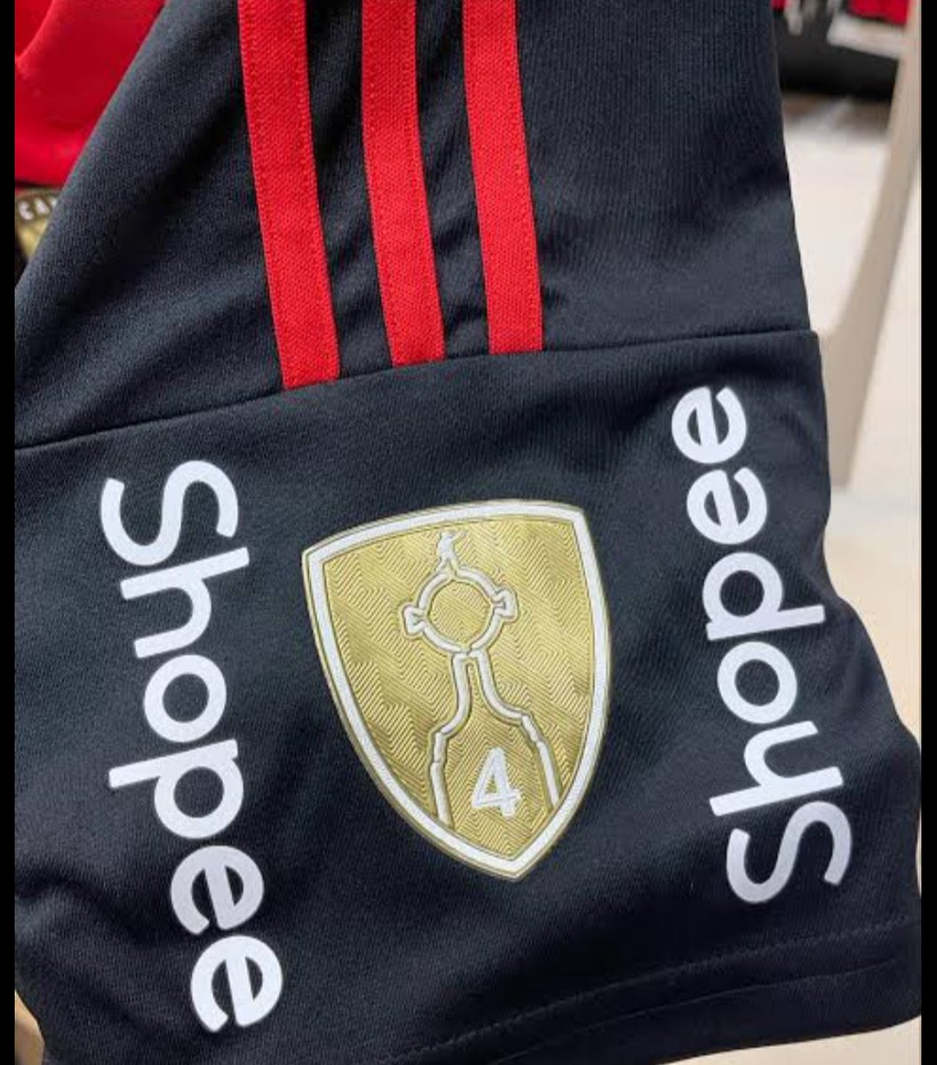 Erikes 🏆🏆🏆🏆(81)-(19)-(22)-(25) ᶜʳᶠ🔴⚫ tweet media