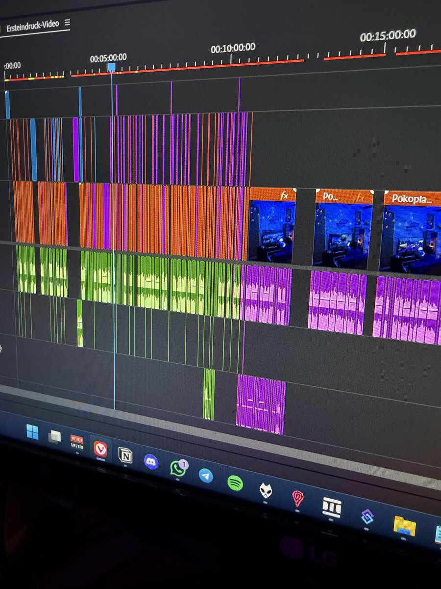 Wackiger's tweet photo. Das neue Video nimmt langsam Form an… Puh, bin ich erleichtert, wenn ich damit durch bin 😮‍💨 https://t.co/MULt5TgJoH