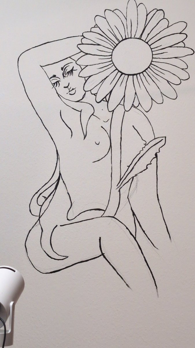 HarleyTwoface's tweet image. Was meint ihr ? #godessharleytwoface #Feministe #wallart #artㅤㅤㅤㅤ