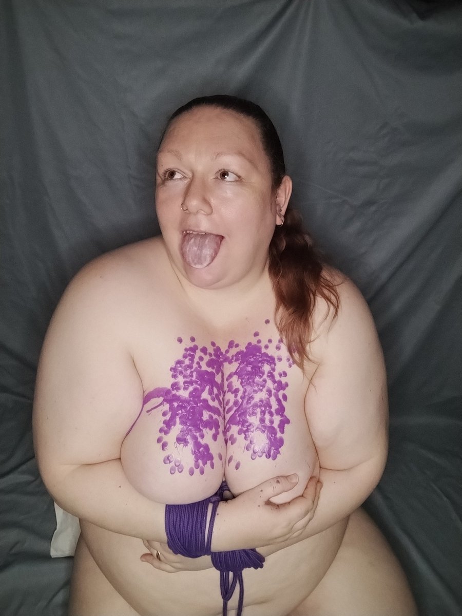 Princess Suz tweet media