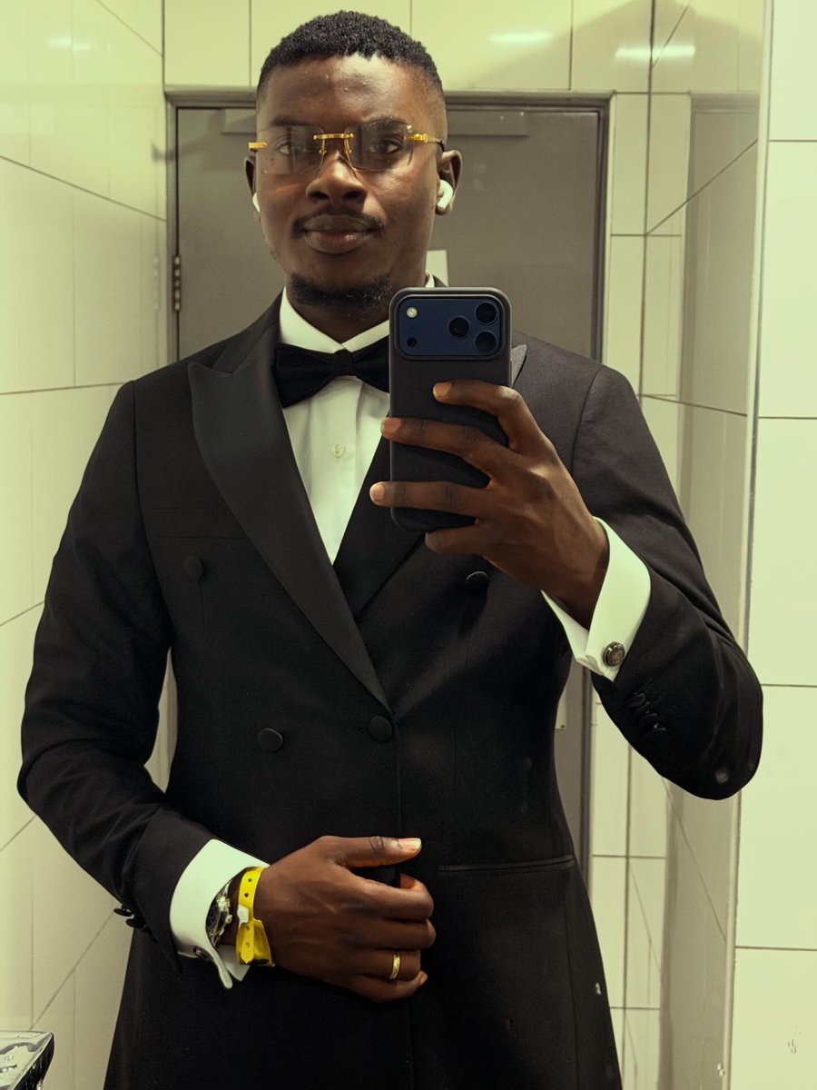 o_omilakin's tweet photo. I am truly honoured to be recognized among Africa’s 100 Most Influential Leaders. I do not take this lightly, because influence is not just about visibility, it is about responsibility.
#africa100 #drokikijesuomilakin #realestate #nigeriatotheworld #excellence https://t.co/061q8pNZPo