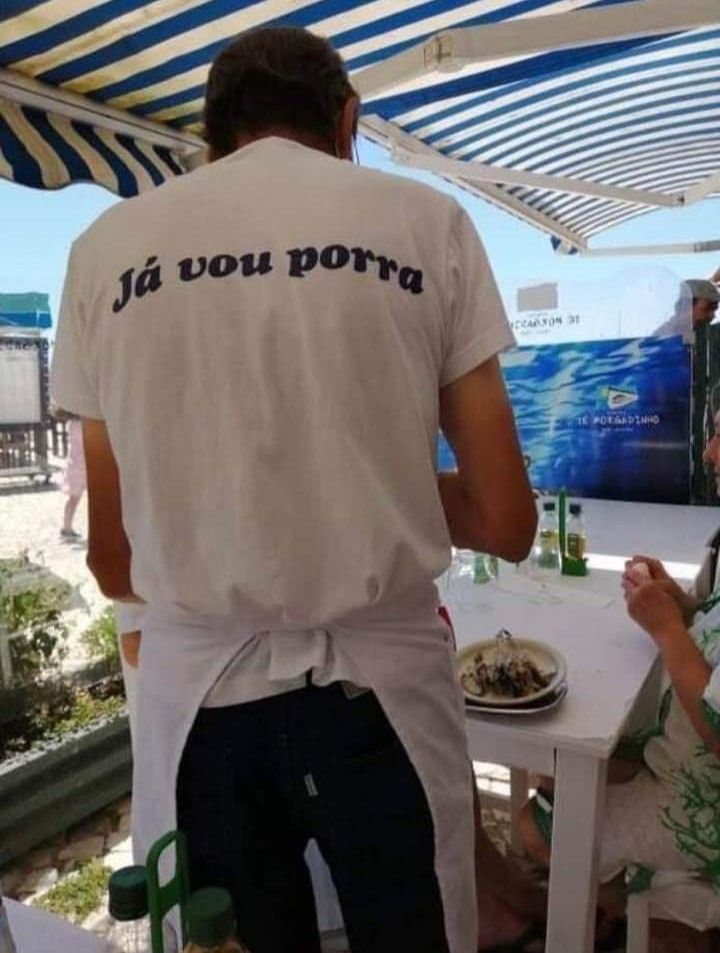 Confesso que Ri 😐 tweet media