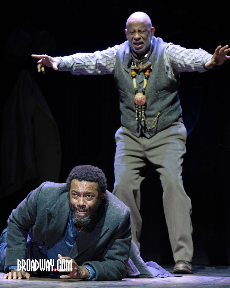 broadwaycom's tweet image. Cedric the Entertainer, Taraji P. Henson, and the cast of JOE TURNER'S COME AND GONE shine in new Broadway production photos.

The August Wilson Broadway revival opens this Saturday, April 25. For tickets: bit.ly/4aUsk0a

📸: Julieta Cervantes

#broadway #theatre