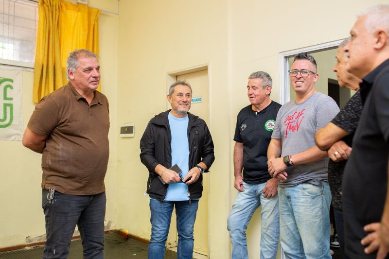 sasia_sergio's tweet photo. Hoy comenzaron las obras de remodelación en la Seccional Córdoba Centro, una mejora importante para seguir optimizando las condiciones de atención y trabajo para nuestras compañeras y compañeros. https://t.co/yXk9gBqU31