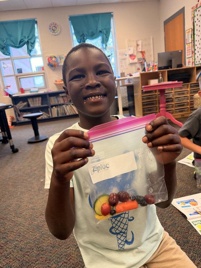 PCESMustangs's tweet photo. 2nd grade wrapped up their Human Body unit! 🧠 Students learned about cells, tissues, organs &amp; body systems, explored microscopes &amp; bacteria, and discovered healthy habits to keep their bodies strong. Way to go, future scientists! 🔬✨ #PCES #SpringHillSchools https://t.co/g3nYJQKdAL