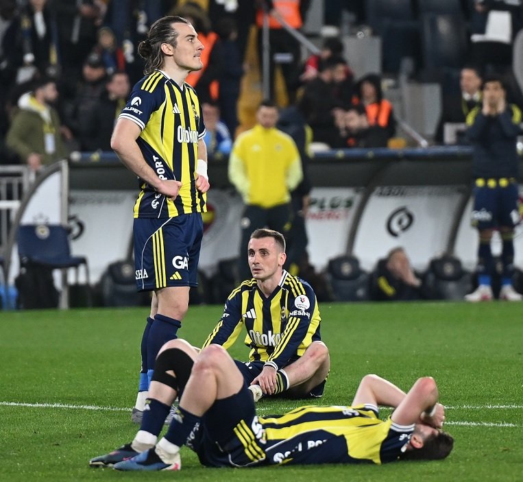 GRANDE 🔥 tweet media