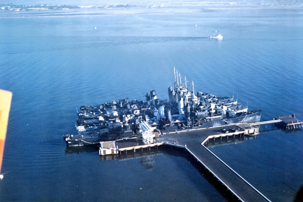 FlMichele69's tweet photo. Destroyers
#USSClark DD361 (1936-1945)
Porter Class
#USSCase DD370 (1936-1945)
#USSCummings DD365 (1936-1945)
#USSShaw DD373 (1936-1945)
#USSTucker DD374 (1936-1942)
Mahan Class
๐ท October 1941 Division Six Destroyer Squadron Three #SanDiego #California
@USNavy ๐บ๐ธ https://t.co/aNMwzuMnzG