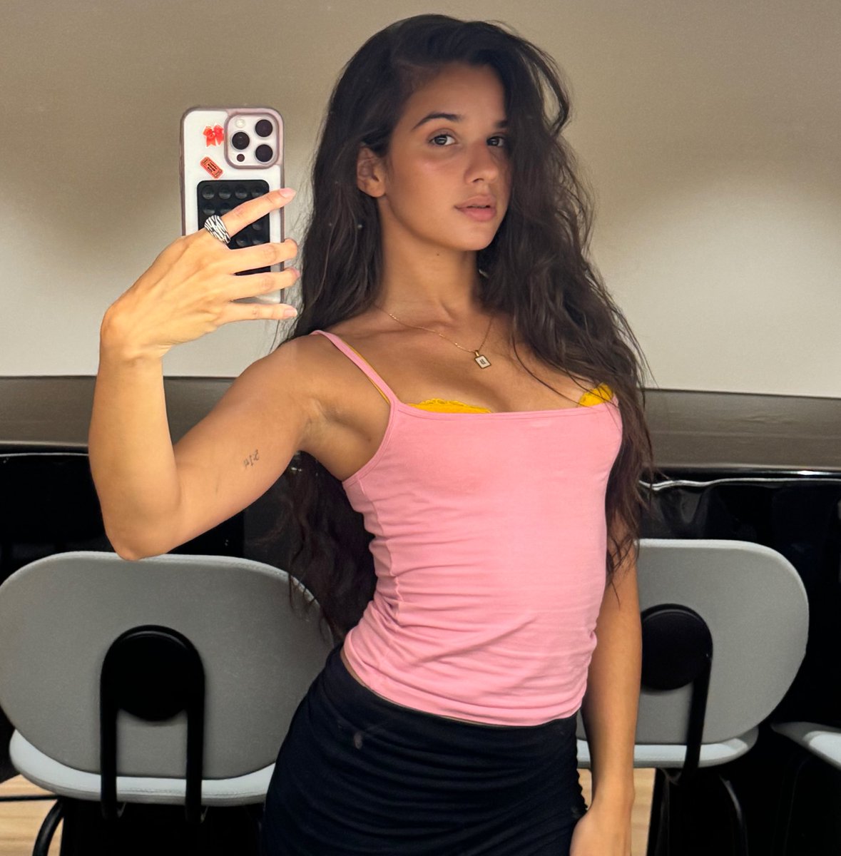 brac2713 tweet media