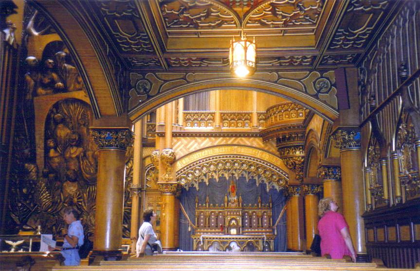 StephenGarone's tweet image. The Sacred Heart Chapel inside Notre-Dame of Montreal Basilica, one of the #top5 #buildings in #Montreal, #Quebec. Find out more at stephentravels.com/top5/buildings… 🇨🇦⛪️✝️