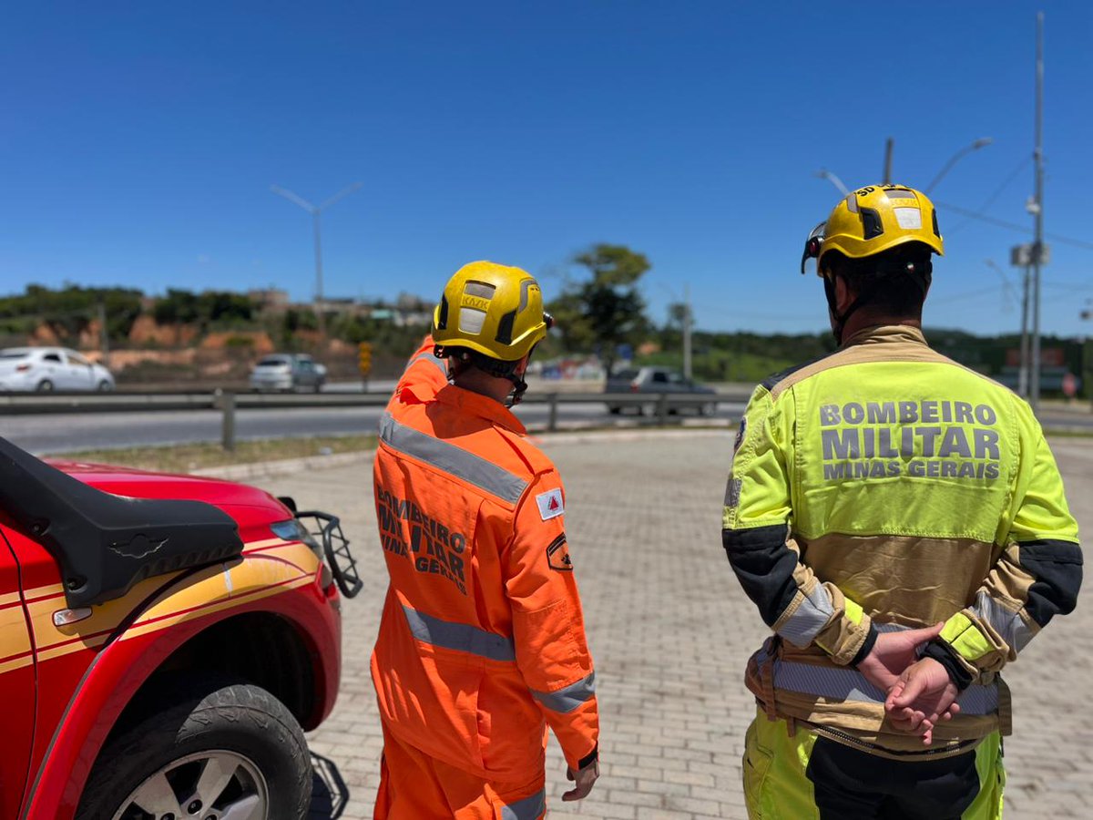 Bombeiros_MG's tweet image. Em caso de emergência, ligue 193.
#bombeirosmg #bombeiros #cbmmg