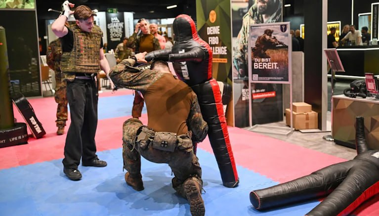 爪卂ㄒ丂ㄩ卄丨爪乇 Kirschblüten-Prinzessin tweet media