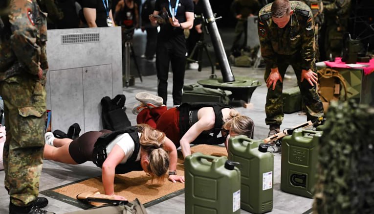 爪卂ㄒ丂ㄩ卄丨爪乇 Kirschblüten-Prinzessin tweet media