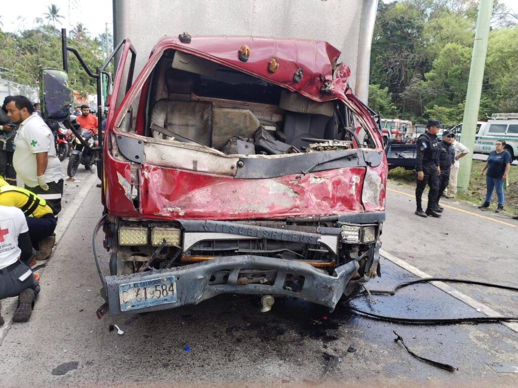 Distracción al volante: la principal causa de accidentes en 2026 buff.ly/4b5OSo1