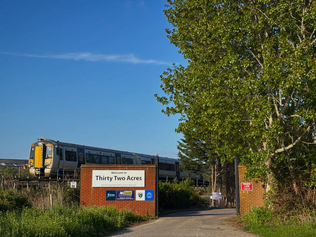 WSXSAFC's tweet image. Match 93 of 2025/26:
Ground 842 - Thirty Two Acres.
@HantsLeague Senior Division
@Denmead_FC 5-2 @southseasportfc.
Admission: Free.
#grassroots #nonleague #groundhopping