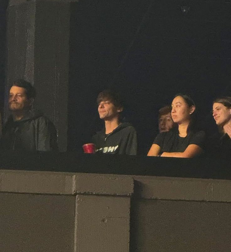 𝐚𝐥𝐢 - ̗̀🌻✧˖°🪩༘⋆ tweet media