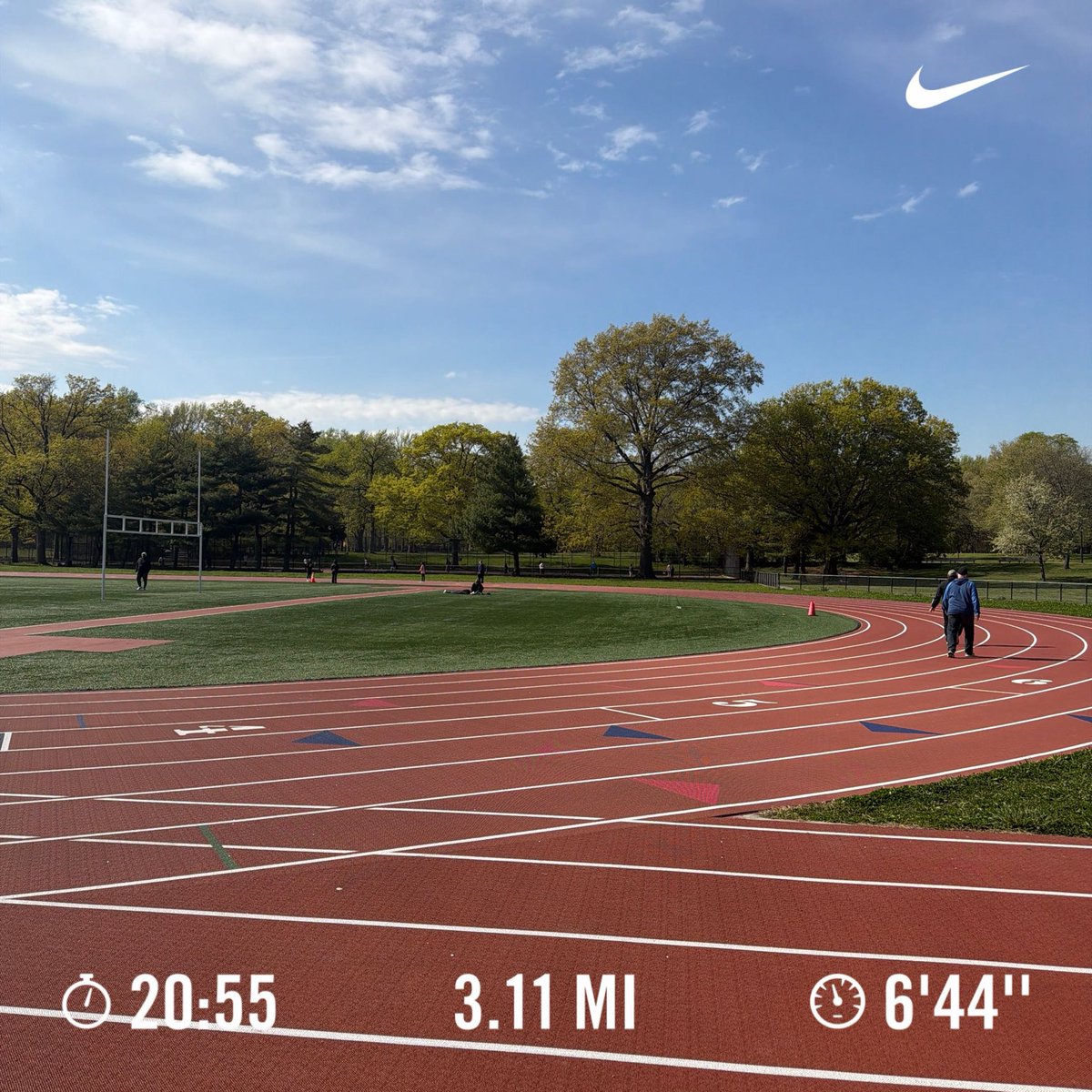 iBE_K's tweet image. Back on the track…getting back on track. #NYC #Running #Track #Athletes #Nike