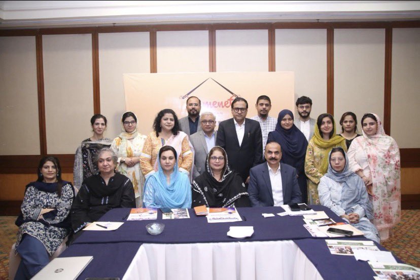 zubairkiran's tweet image. Provincial Policy Dialogue 
With Parliamentarians &amp;amp; Government of Sindh on Implementation of HBWs Act (2018) @HomeNet_Pak @SindhGovt1 
#rights #workers