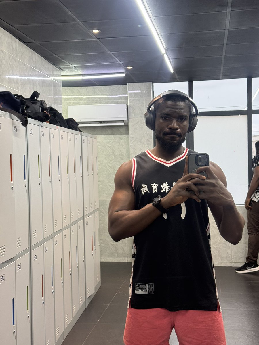 Hano Shot It tweet media