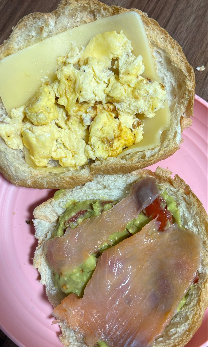 افرودیت tweet media