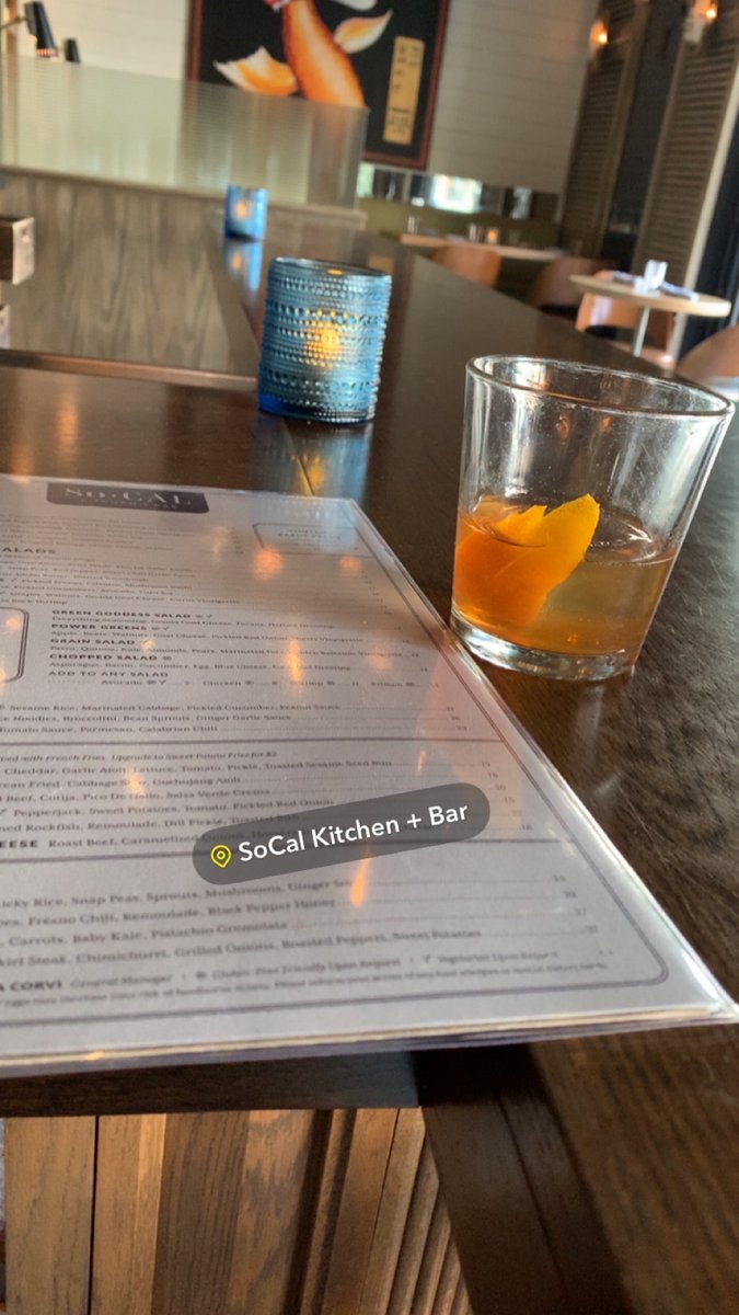 RainingSauce781's tweet photo. #HappyHour #SoCal #DowntownColumbus #HighStreet #ColumbusOhio #ColumbusOH #Columbus #Cbus614 #Cbus https://t.co/fWYA9cuKwh