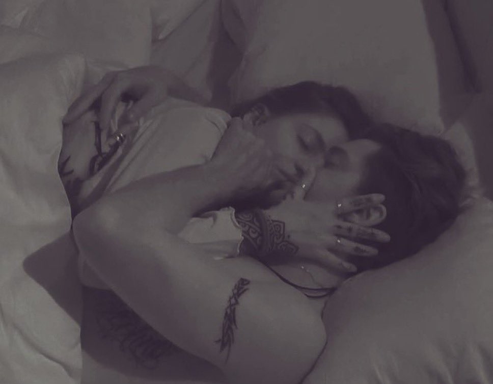 “ci ho messo 27 anni per trovarlo Matteo”❤️‍🩹
Volevo condividere questa frase con voi perché non voglio privarmi di portare cose belle perché una parte sana lo merita e ve lo meritate.❤️