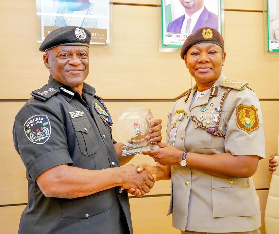 Nigeria Immigration Service tweet media