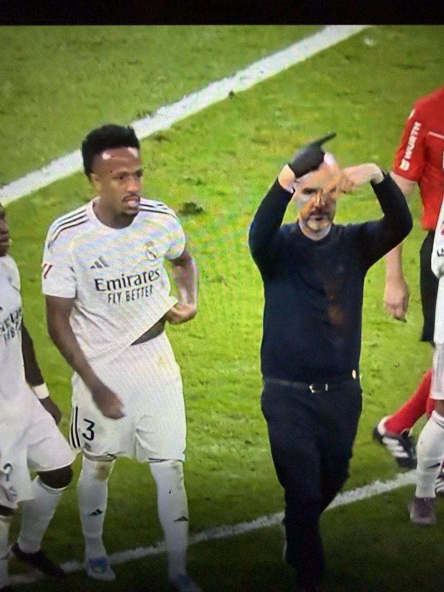 Loguito Fcb tweet media