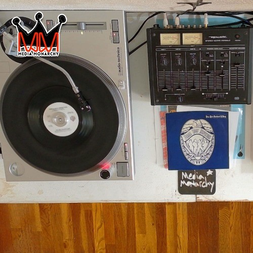 mediamonarchy's tweet photo. Media Monarchy plays Squarepusher, Magic Sword, MJ Cole x PinkPantheress and more on #PumpUpThaVolume for #April21, 2026. โฌ MP3/Notes/Links: https://t.co/SAxGbLbVyB // #CyberSpaceWar #TechnoTuesday @WarpRecords @SQUAREPUSHER @MagicSwordMusic @mjcole @AphexTwin https://t.co/ORAEy3dEun