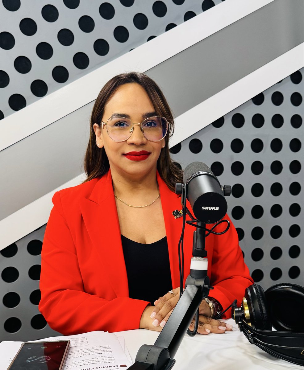 La República Radio tweet media