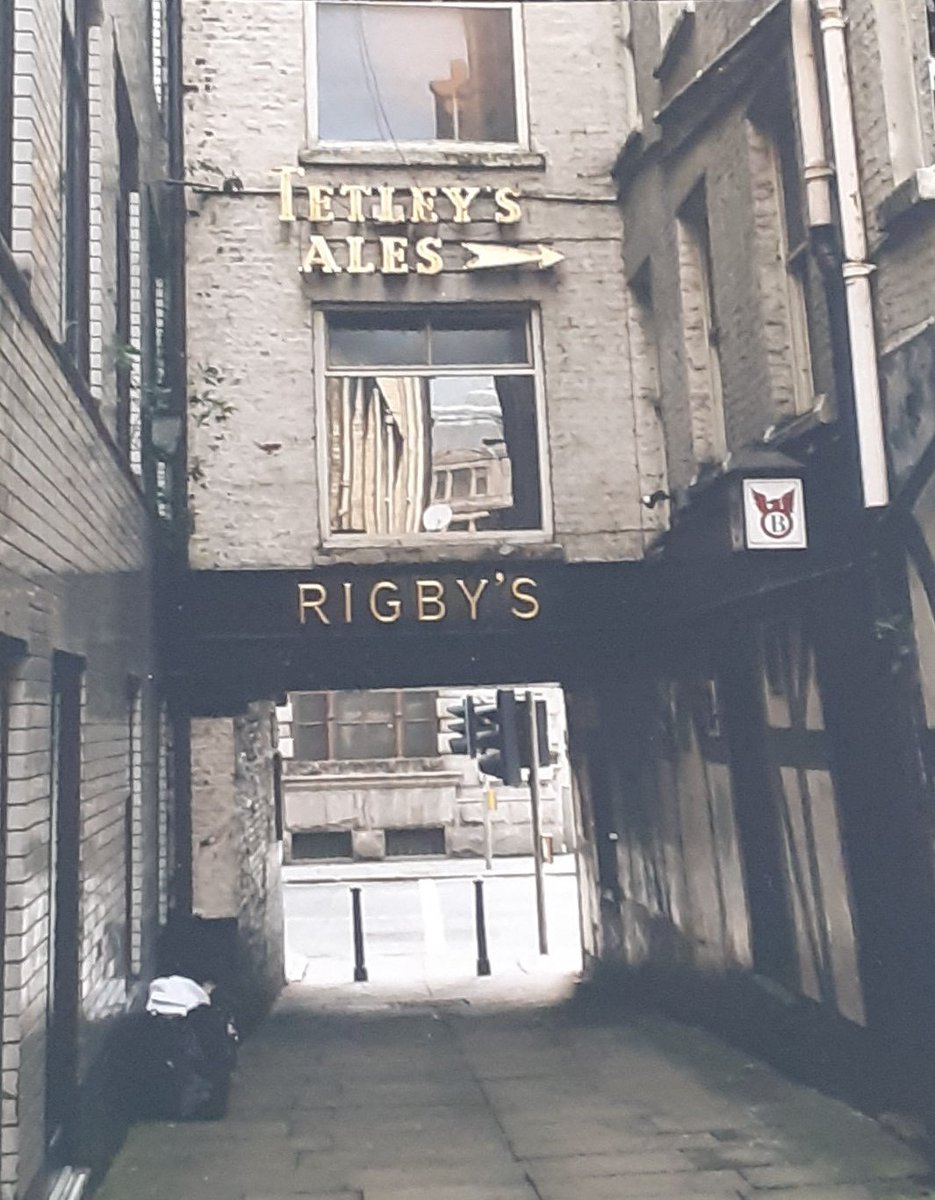 oldpicposter's tweet image. Leathers Lane #Liverpool 1980s