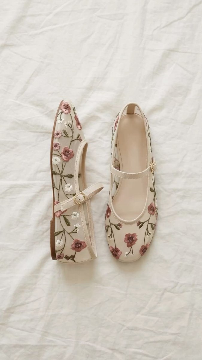 𝓑𝓪𝓽𝓰𝓲𝓻𝓵 tweet media