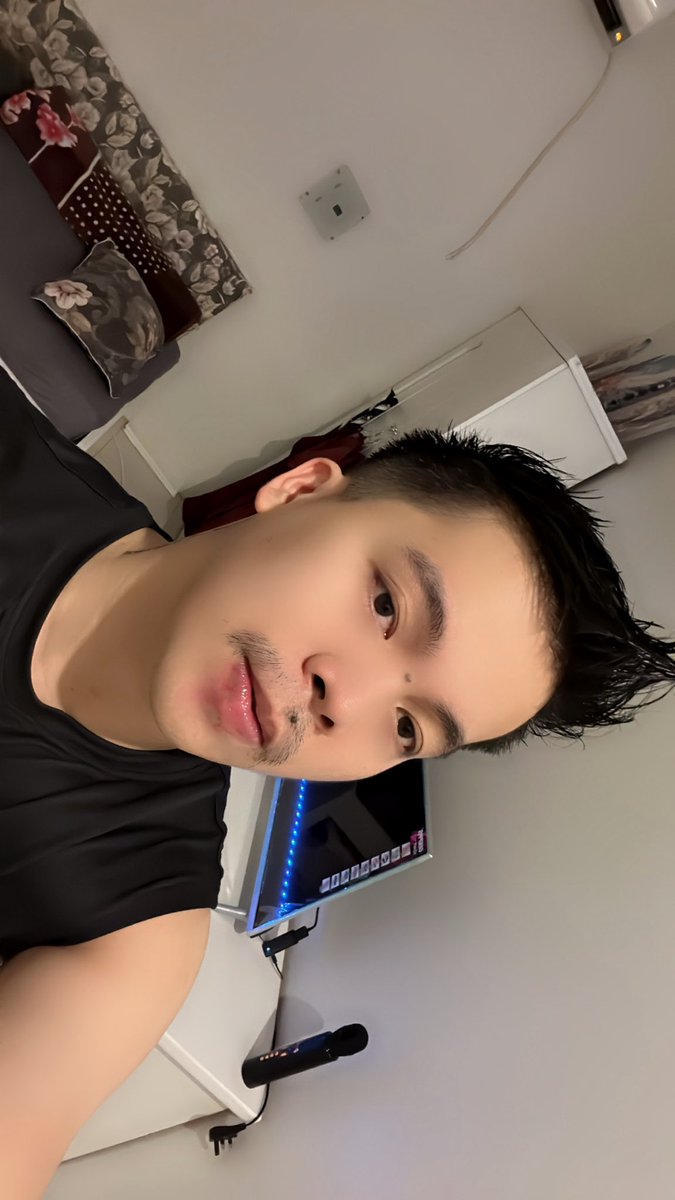 itskindjune's tweet photo. Be true to yourself. ✌️ https://t.co/S9Idg5djCA