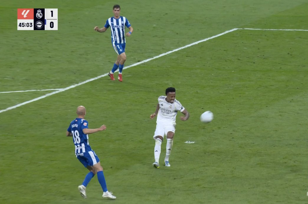 shattaquote's tweet photo. Next season I don't want to see players like Militao, Mendy, and Co. The real madrid I know wasn't like this Perez should wake up after 3 games one of these dudes must leave the pitch injured https://t.co/I8zKFHWFXa