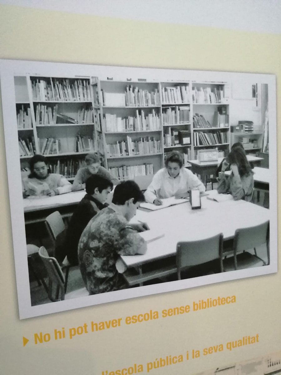 uvic_biblioteca's tweet photo. 🙋🏻‍♀️ Hem fet una tria de la seva obra, que inclou llibres de Marta Mata, obres en col·laboració, llibres de text, articles i obres sobre Marta Mata. Alguns de la mateixa biblioteca i altres de @RosaSensat 

📅 Del 15 d’abril al 15 de maig
📍 Espai Josep Vernis
@FundMata https://t.co/AS7pPbw85q