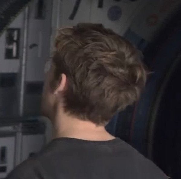 hel 击̸ tweet media