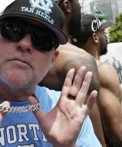 Color Rush Carl tweet media