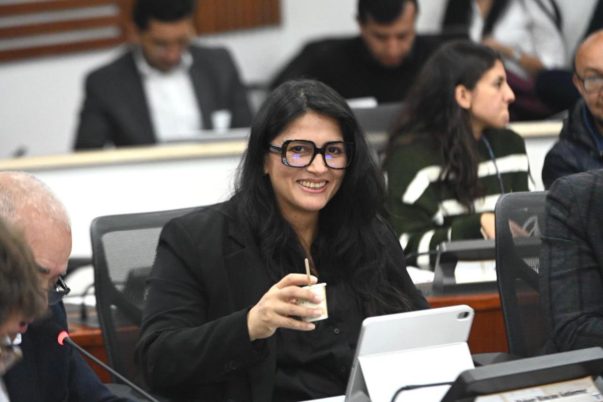 Paola Holguín 🇨🇴 tweet media