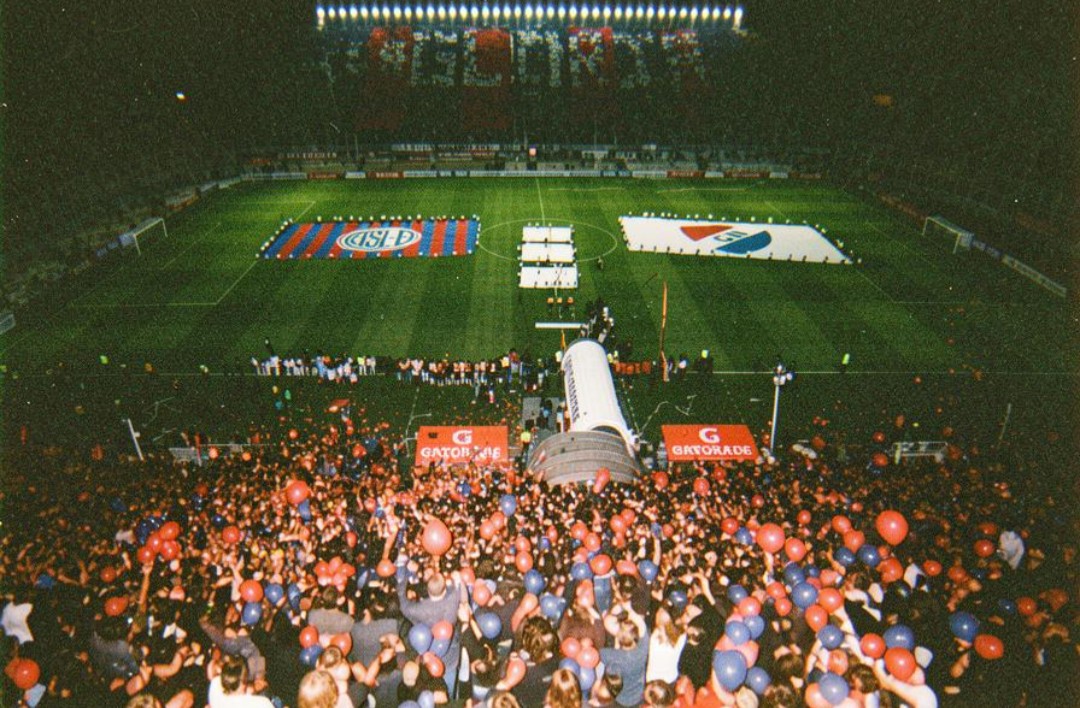 adn_cuervo_'s tweet photo. [RETRO]
#SanLorenzo x Nacional-PY , final Libertadores 2014. https://t.co/dZwVzLlhf2