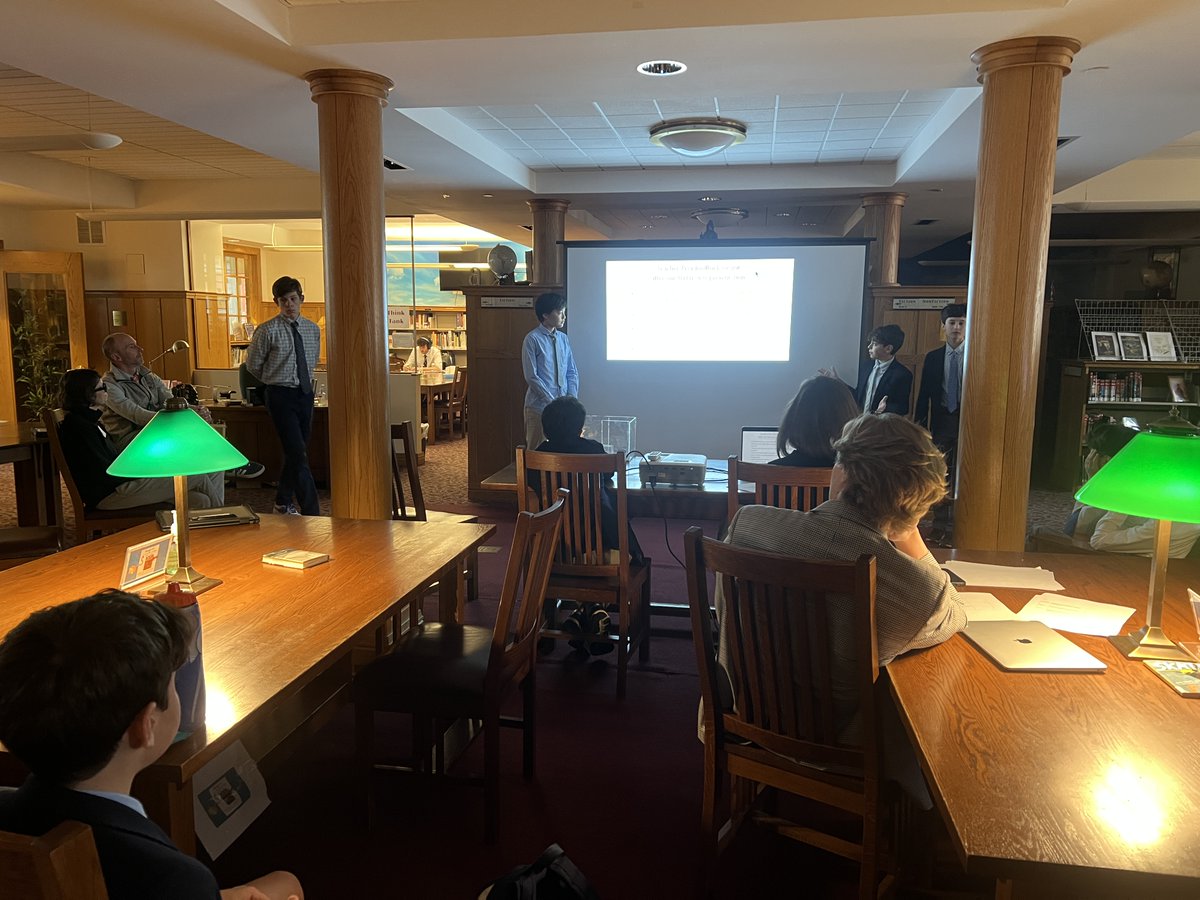 FessyiLab's tweet image. That is a wrap on the 7th-Grade cross-curricular "Environmental Justice" studio with final presentations in the Library and CCI today. #makered #makerspace #projectbasedlearning #PBL #environmentaljustice #handsonlearning #authenticlerning