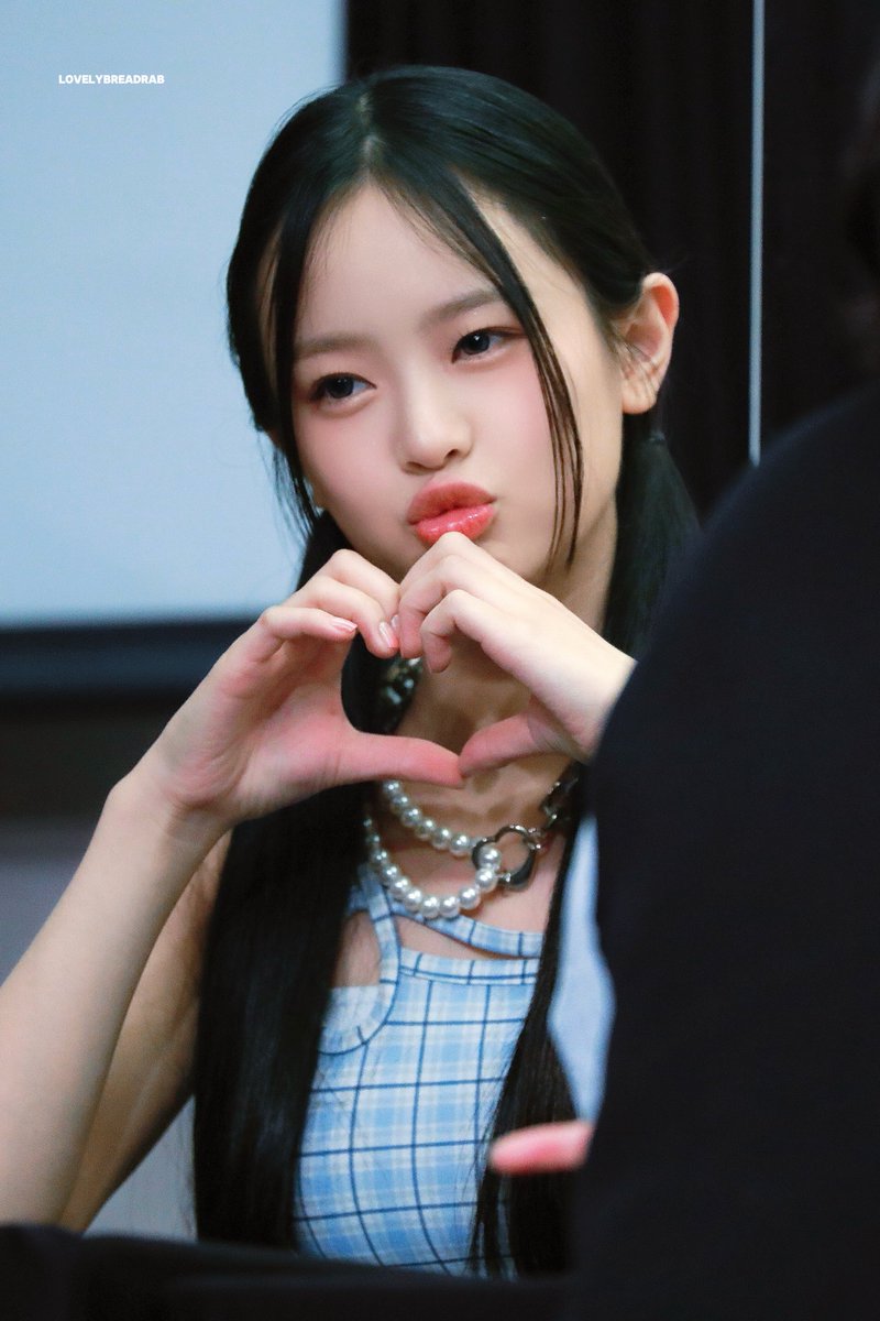 Hanni’s Lbr tweet media