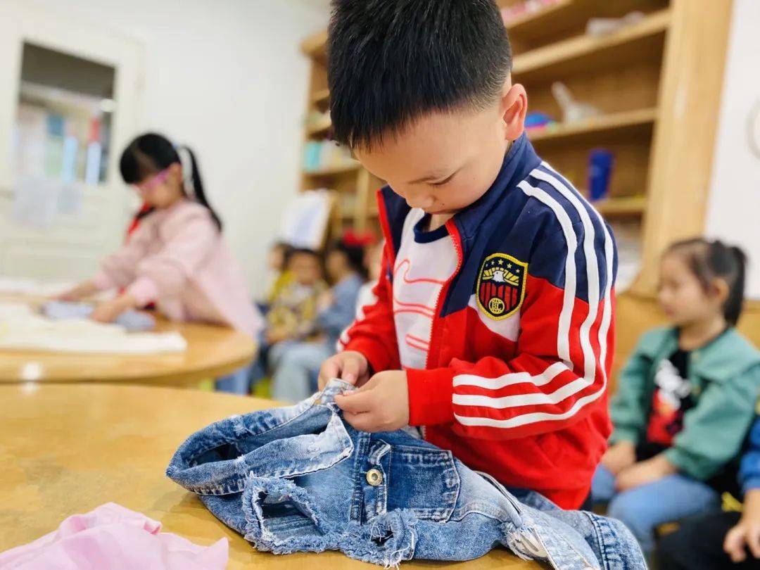 abusoltan tweet media